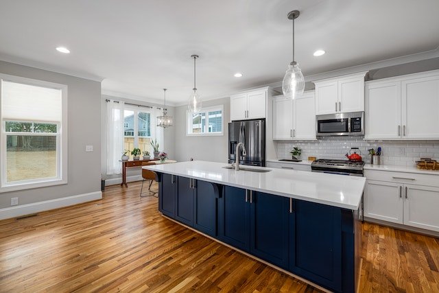 Rent-Appeal-hardwood-floors-kitchen